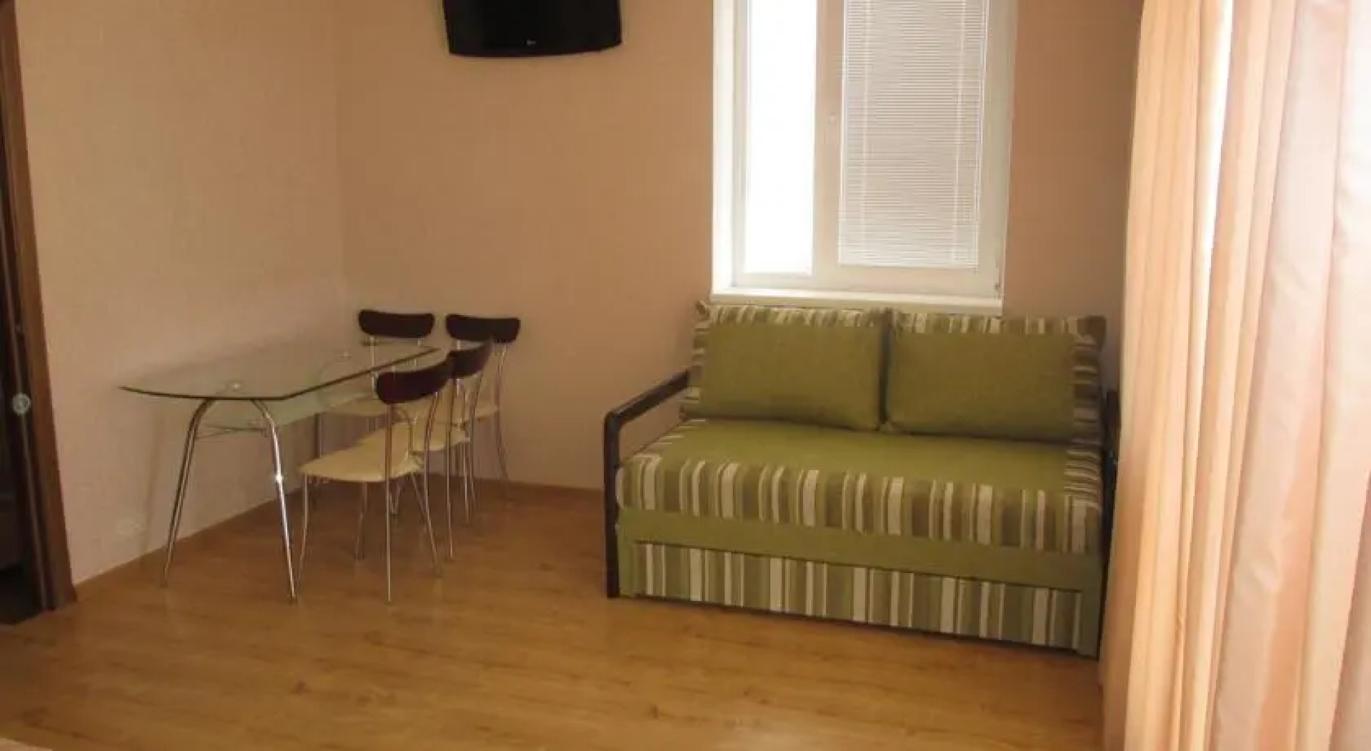 Гостевой дом Ялта Рест