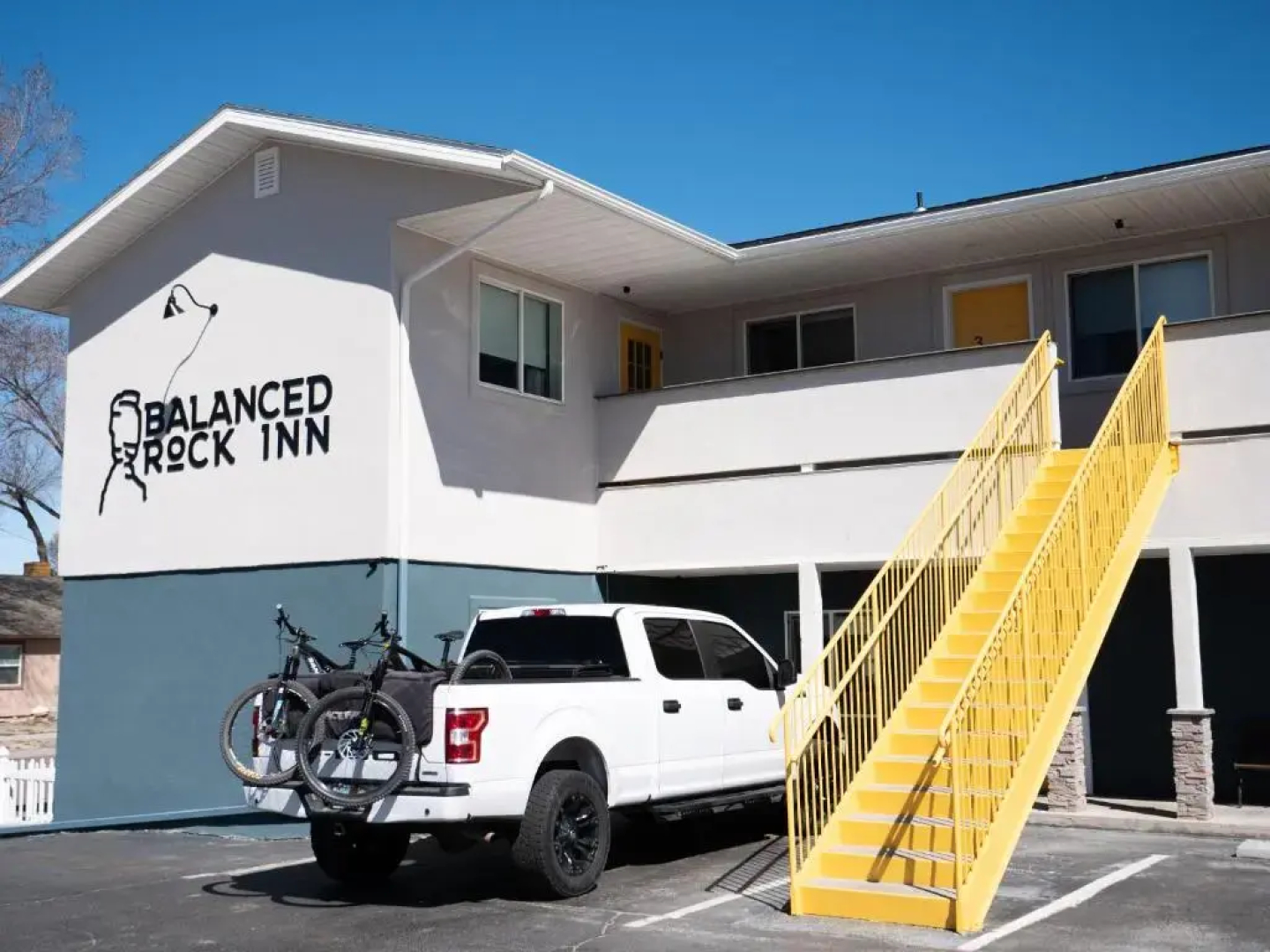 Balanced Rock Motel