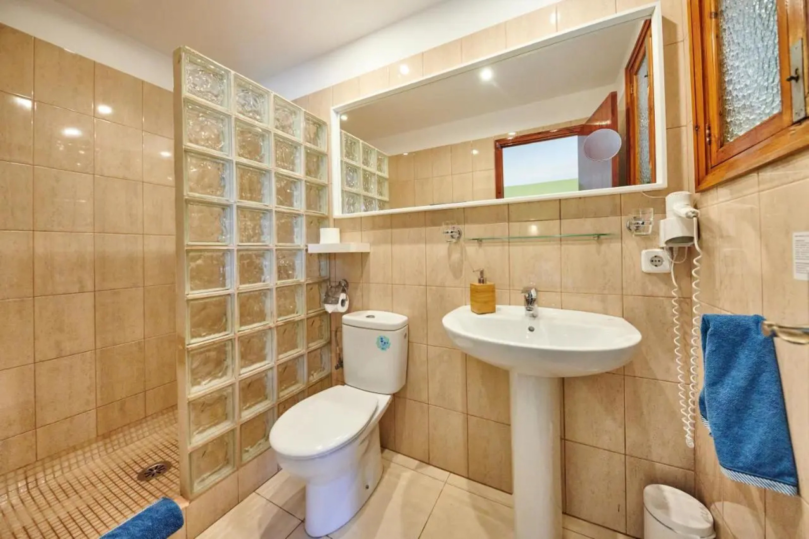 Отель Ceiba Maria Cala Dor