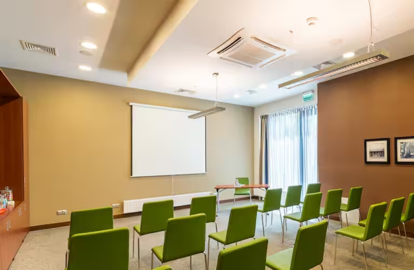 Hampton by Hilton Warsaw Airport