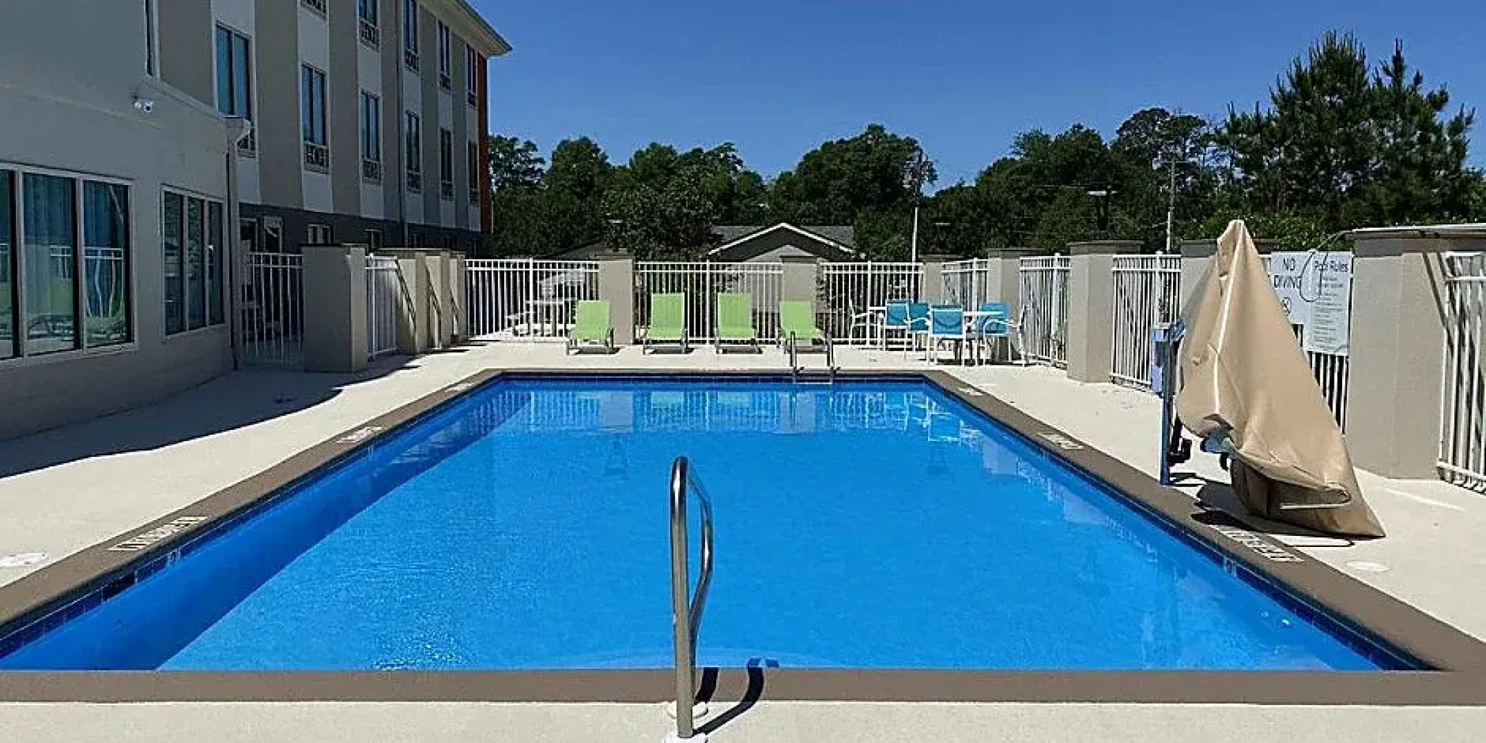 Plaza Inn and Suites