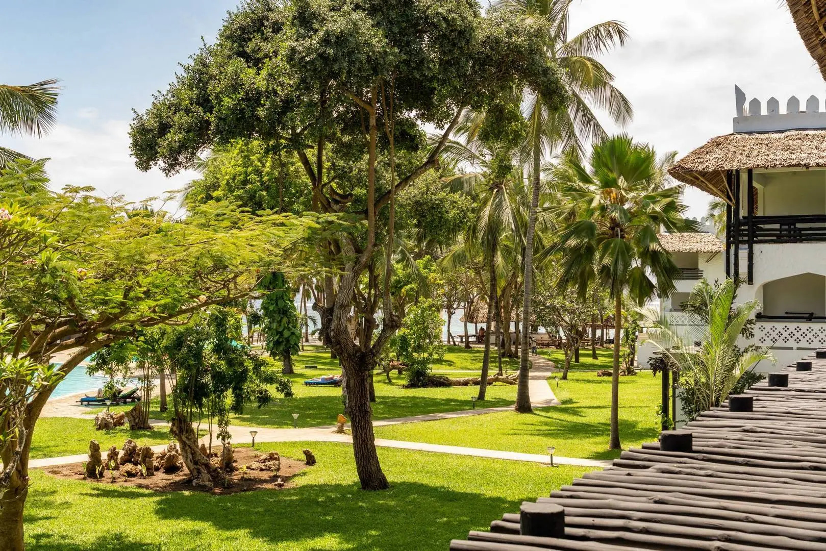 Southern Palms Beach Resort