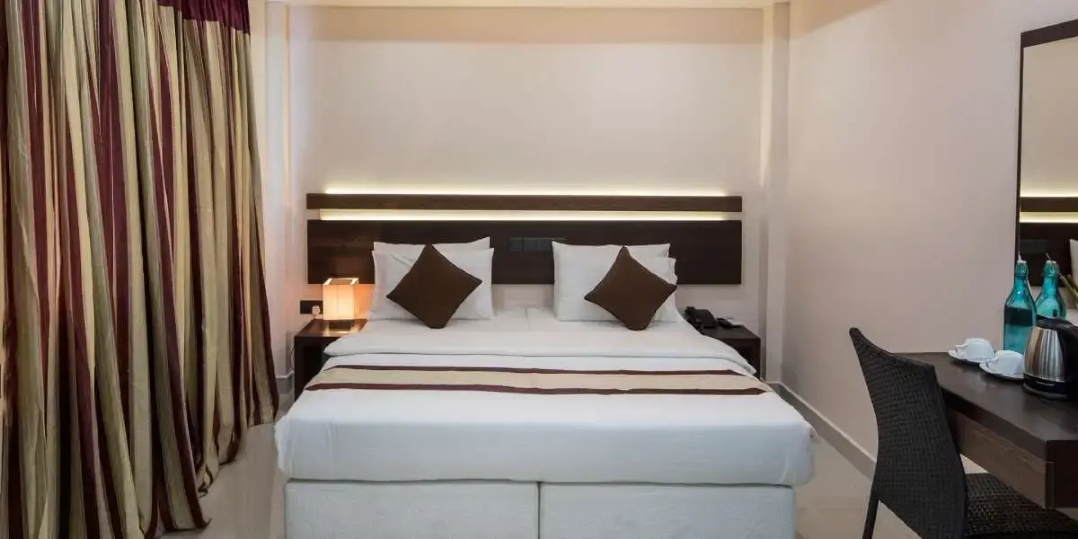 The White Harp Beach Hotel