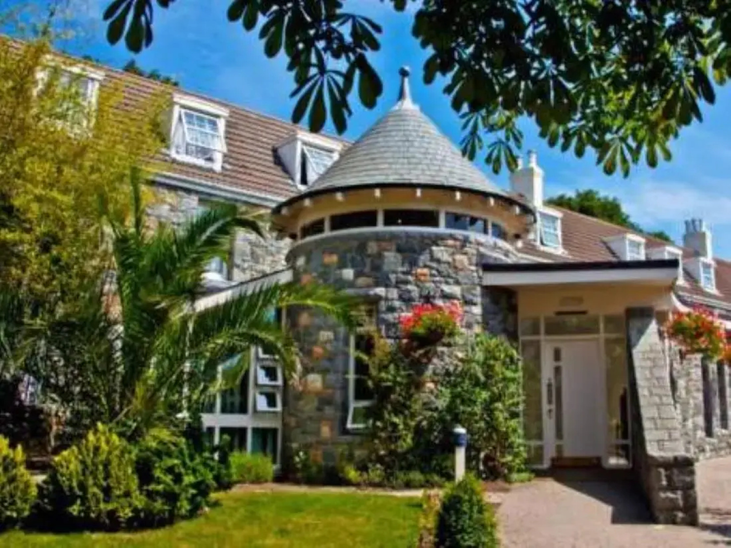 Aval Du Creux Hotel