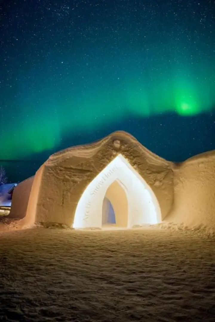 Arctic SnowHotel & Glass Igloos