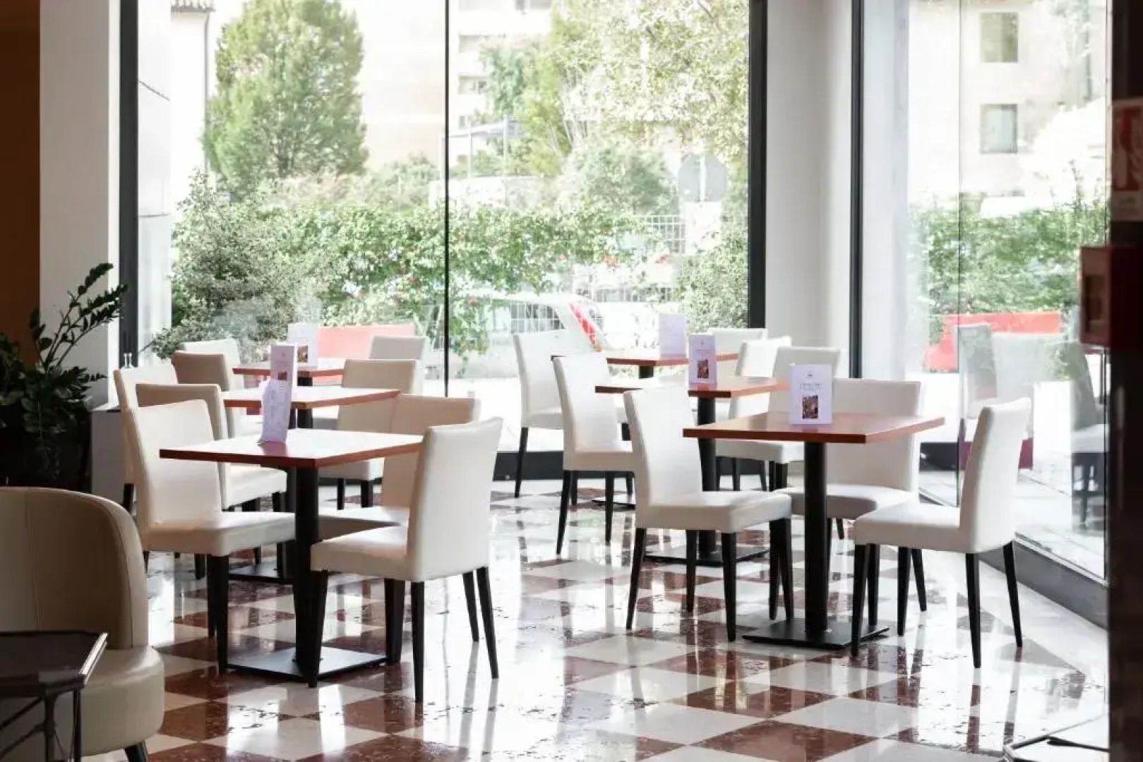 SHG Hotel De La Ville