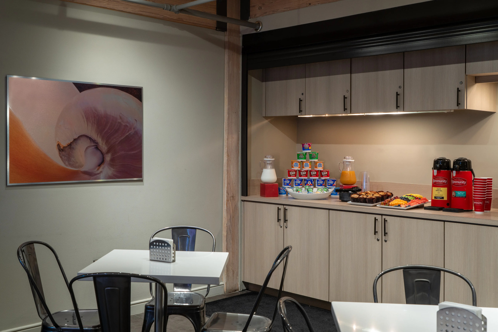 Отель Harbor House Hotel and Marina at Pier 21