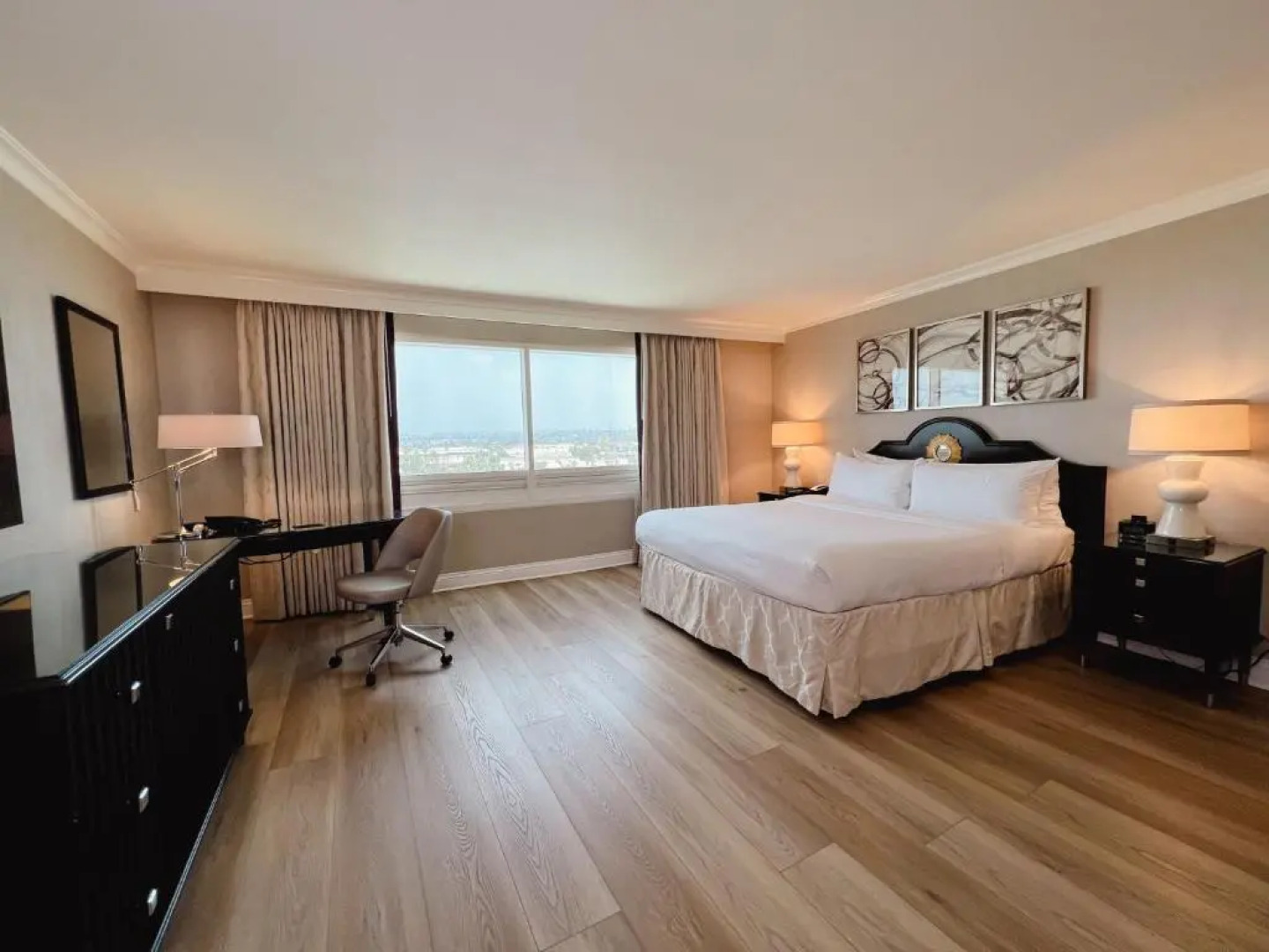 The Commerce Casino & Hotel