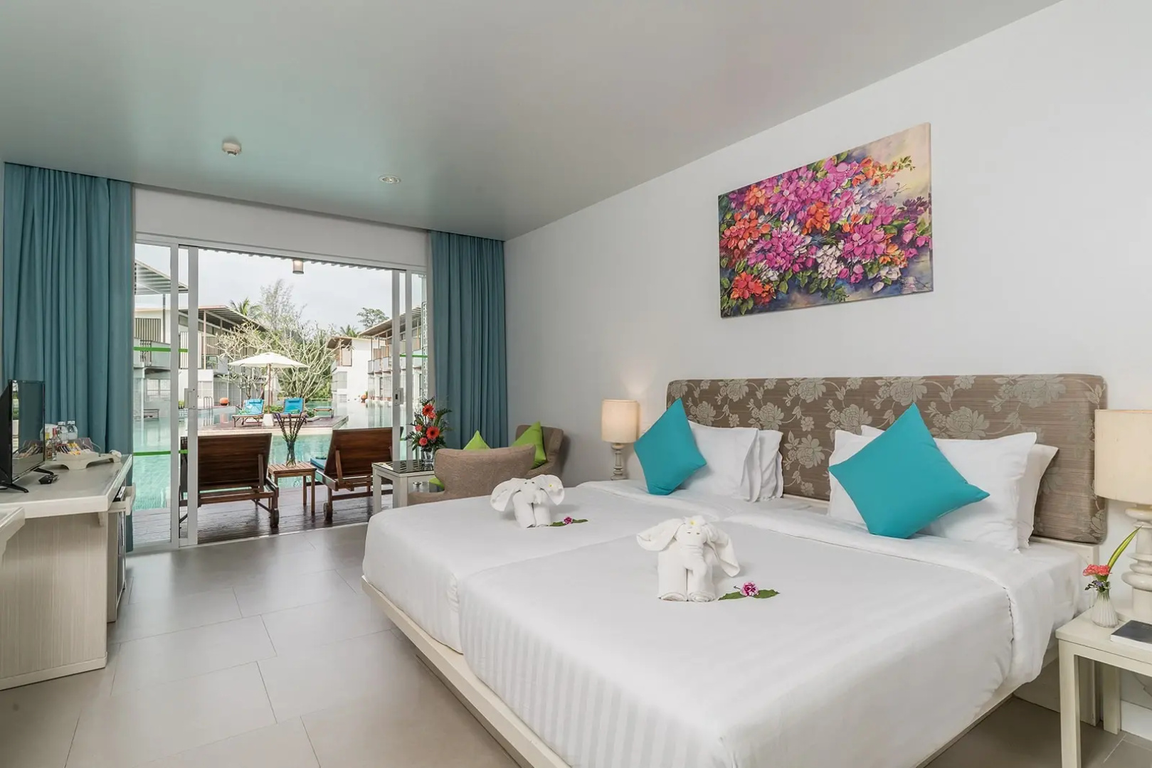 The Briza Beach Resort Khaolak