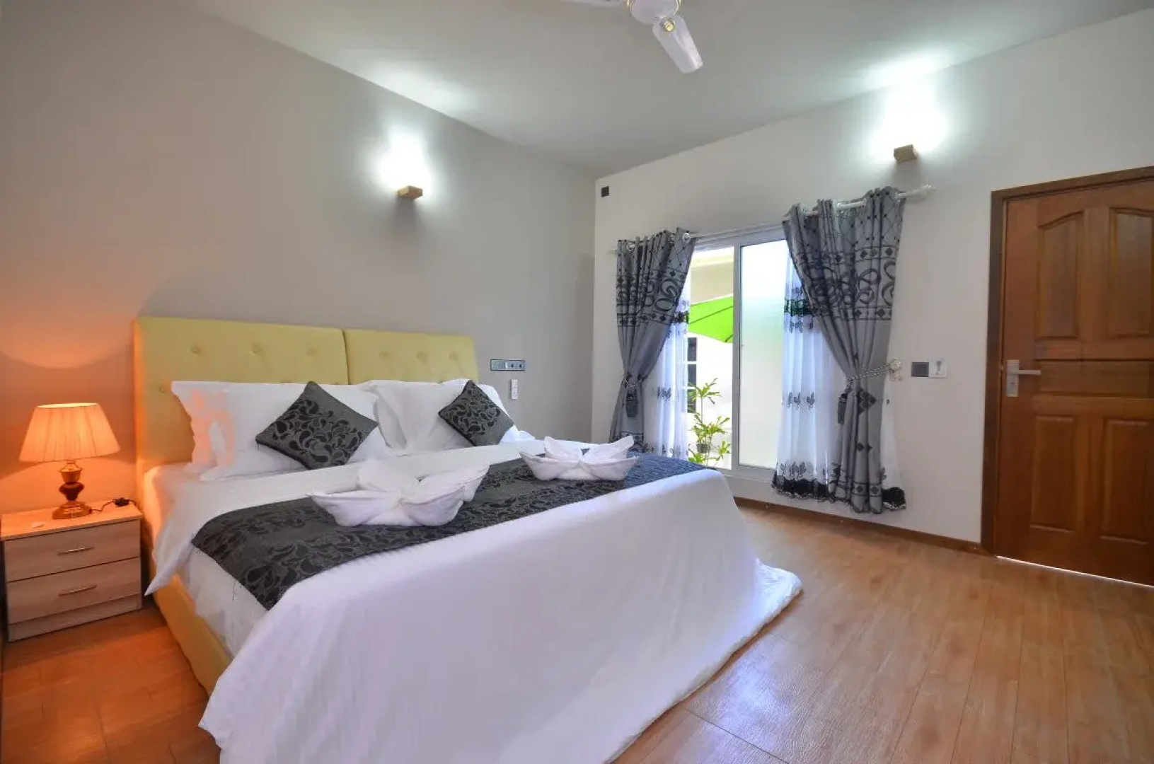 Отель Ukulhas Beach Inn