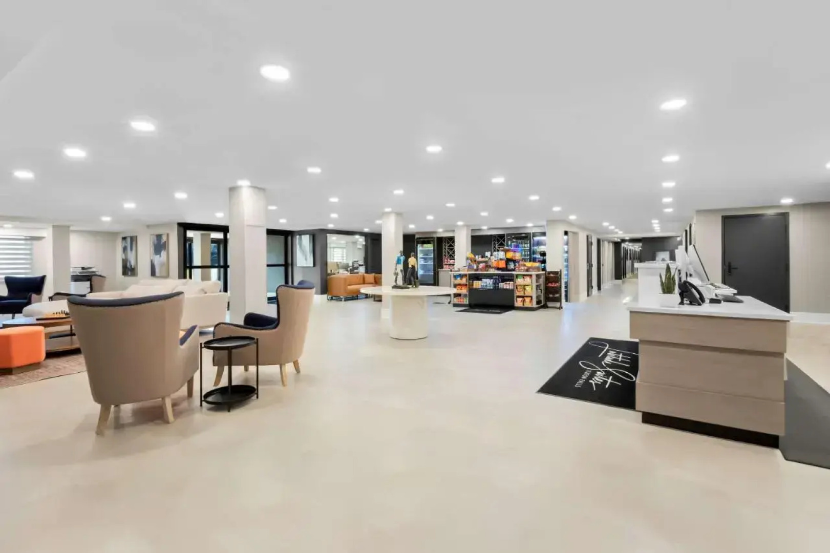 Latitude Suites Tinton Falls Eatontown/BW Premier Collection 