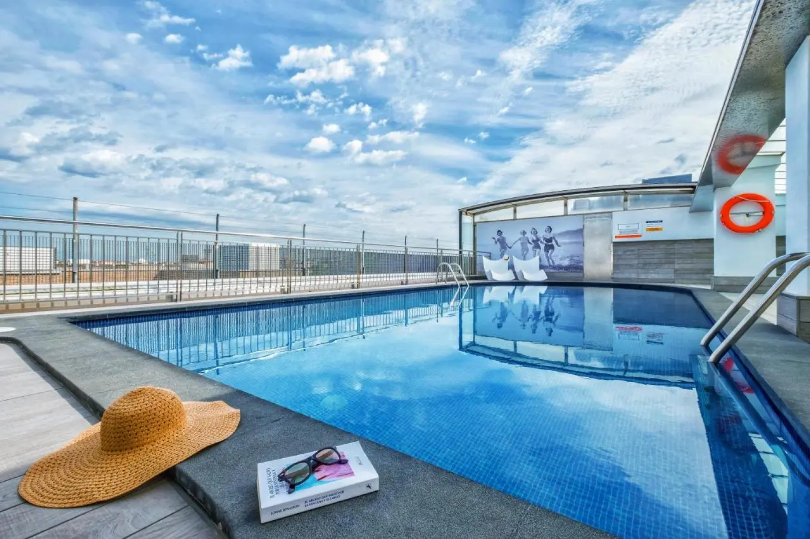 Hotel Num