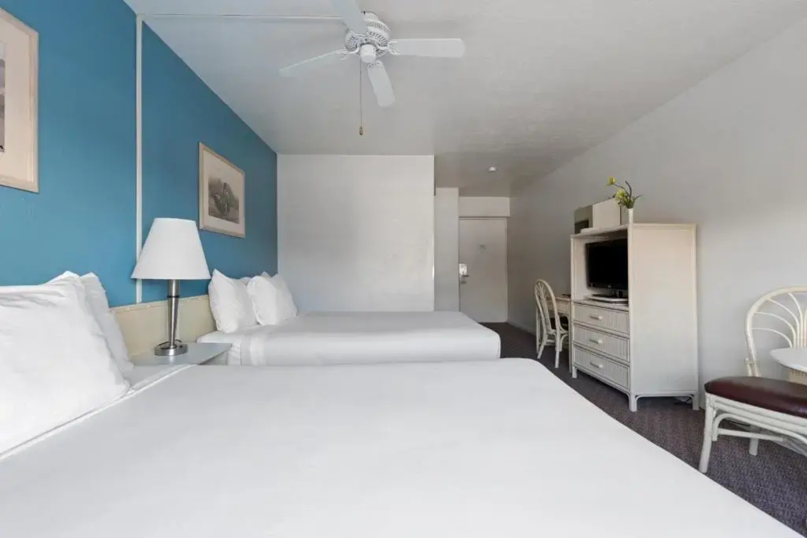 Maui Seaside Hotel