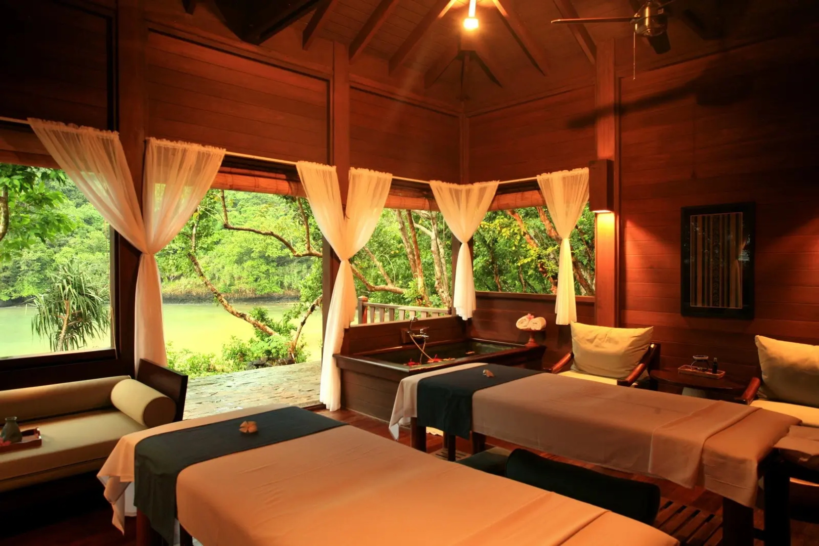Palau Pacific Resort