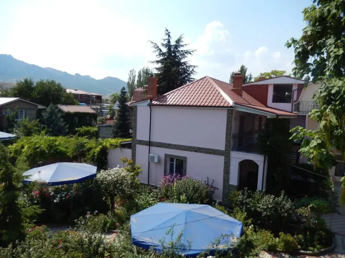 Villa Lira Guest House