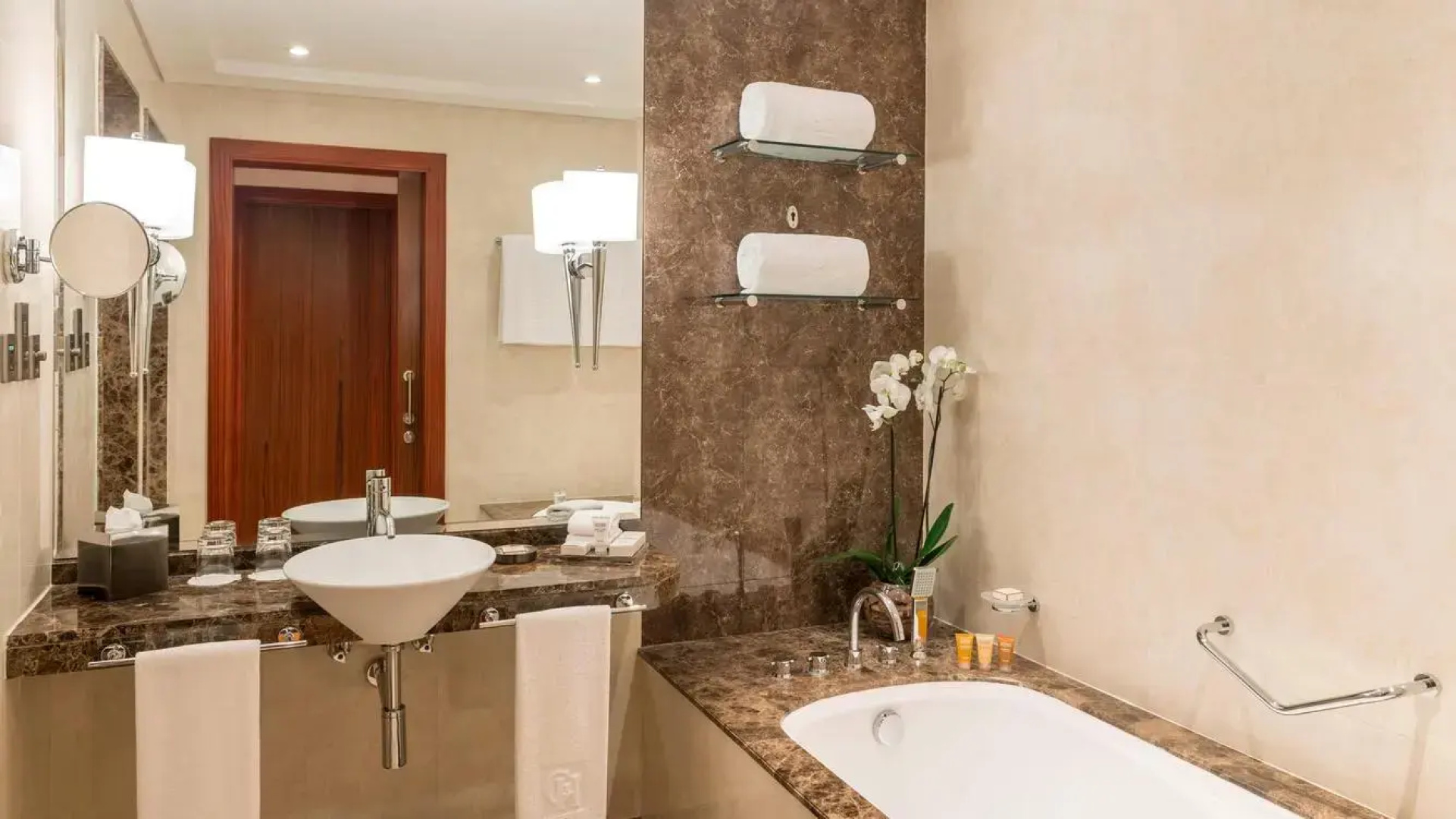 Grosvenor House, a Luxury Collection Hotel, Dubai