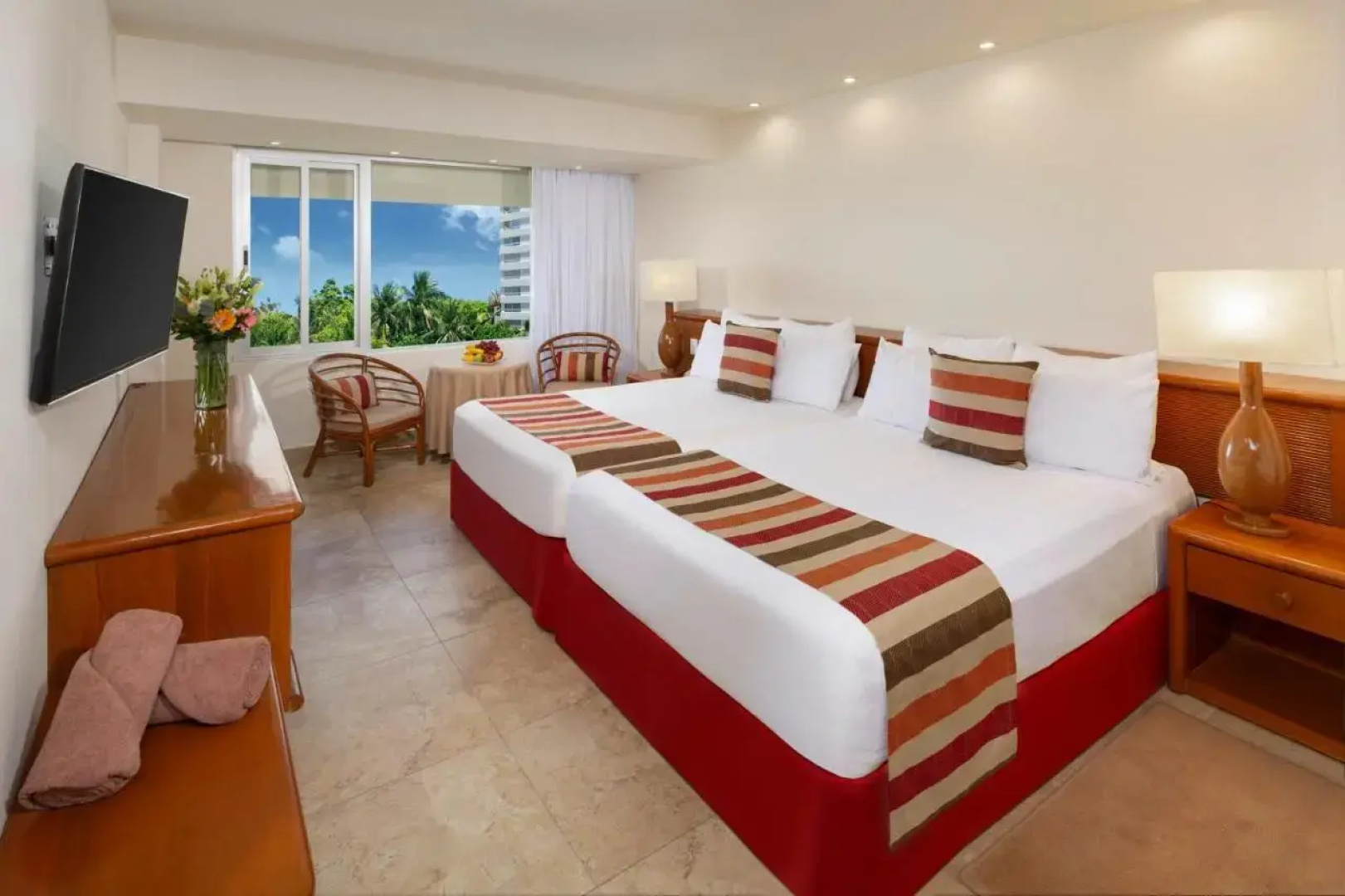Oasis Palm Hotel