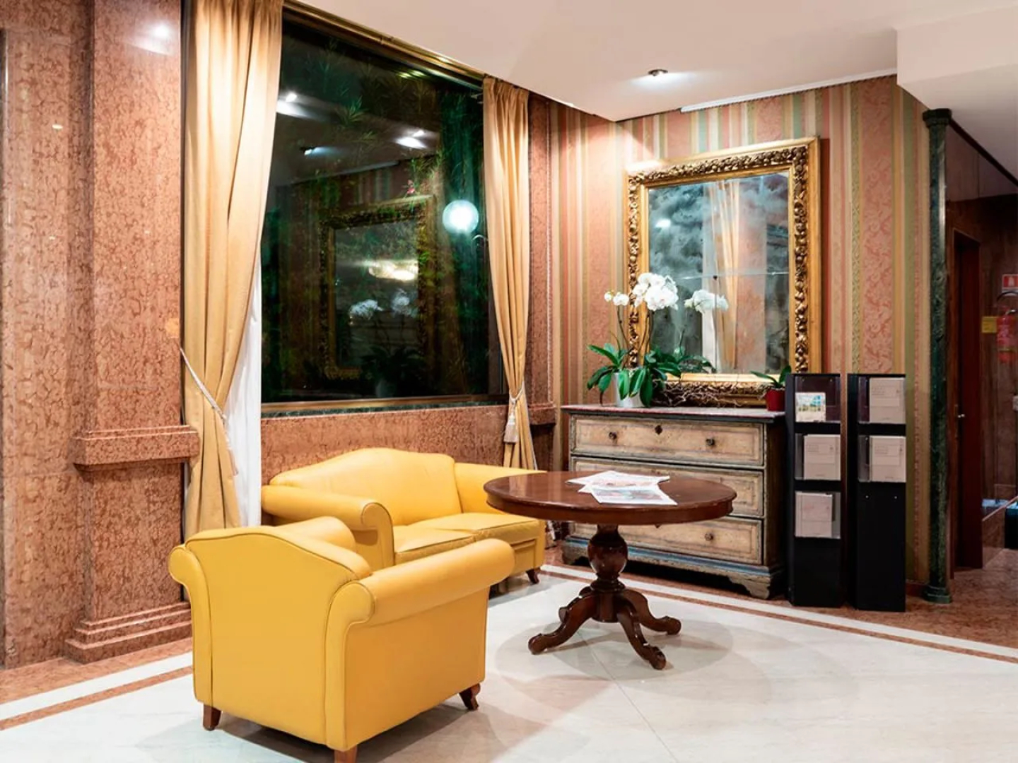 Hotel Catullo