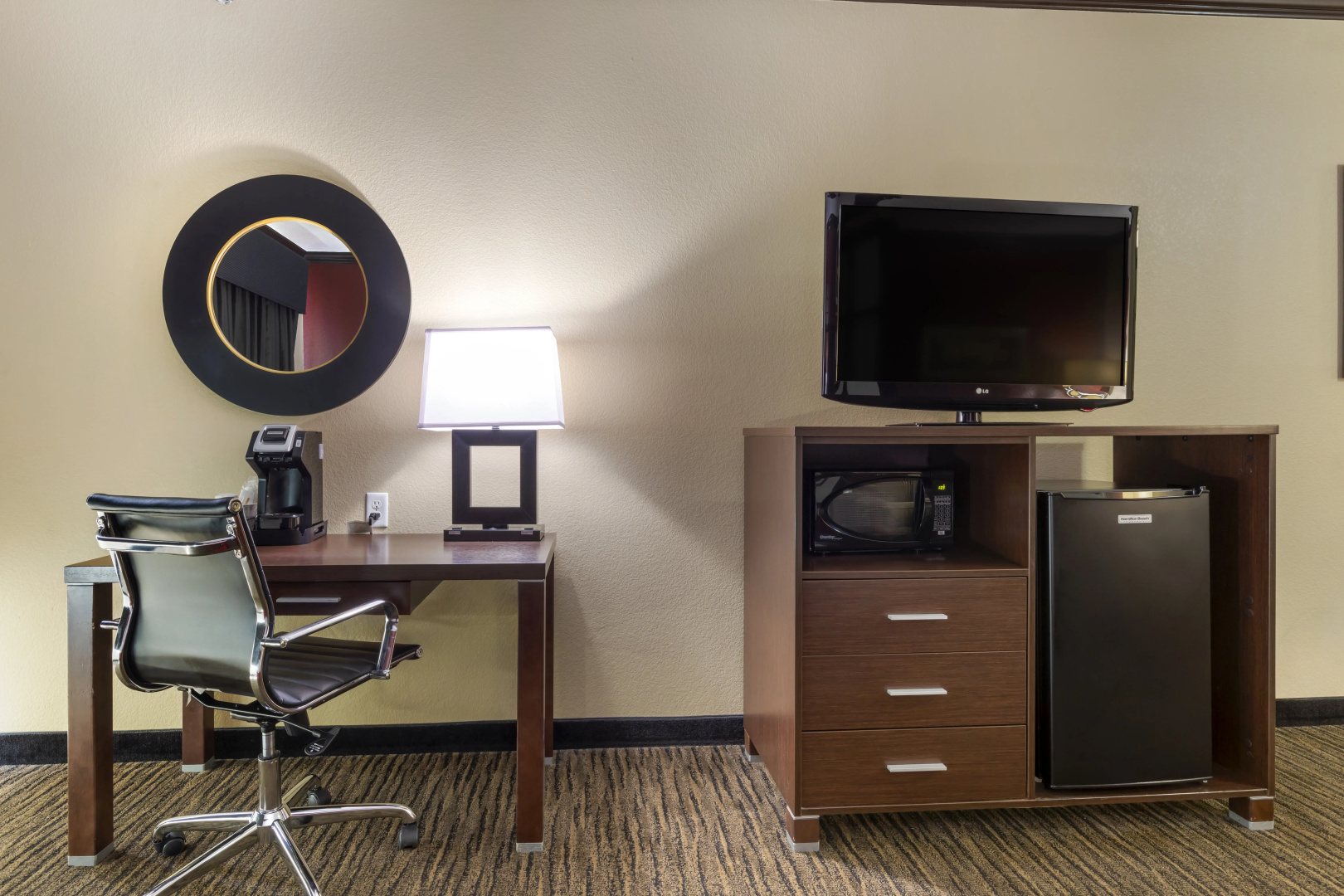 Best Western Plus Classic Inn & Suites