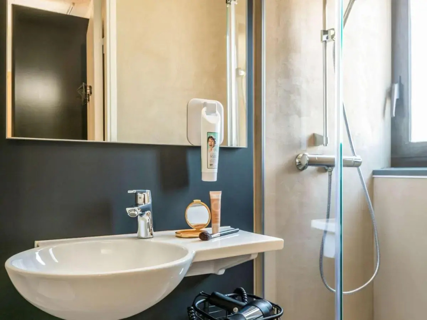 Ibis Styles Boulogne Centre Cathédrale