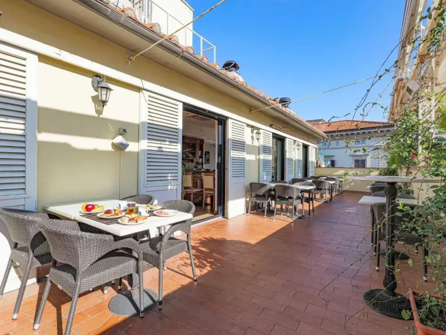 Отель B&B Hotel Firenze Laurus al Duomo