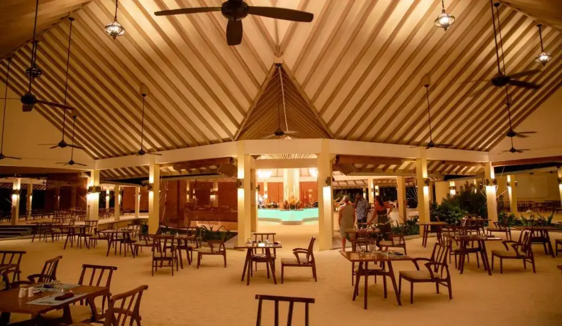 Paradise Hondaafushi Island Resort & Spa