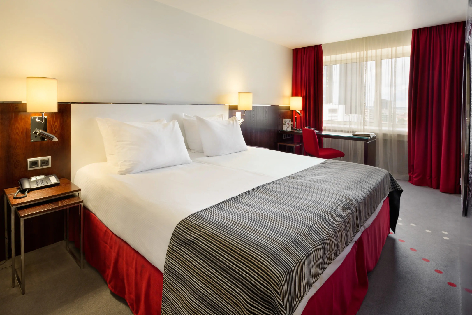 Отель Radisson Blu Hotel Olümpia