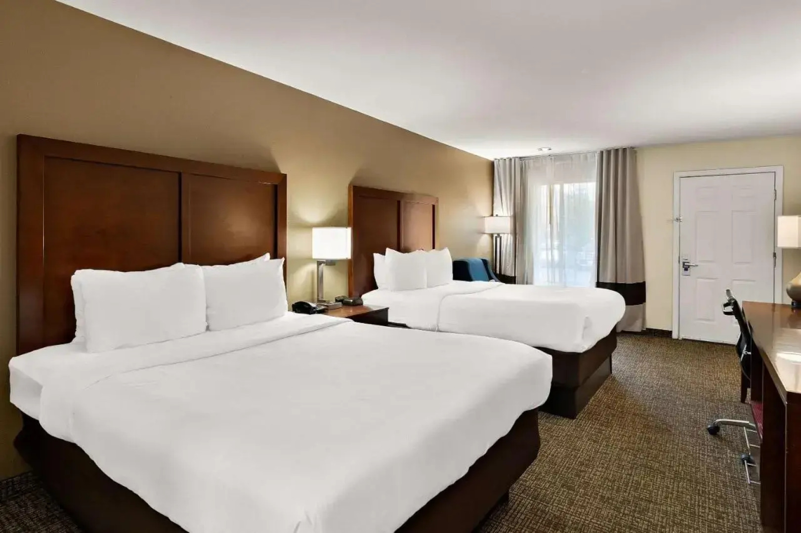 Comfort Inn & Suites Sequoia/Kings Canyon