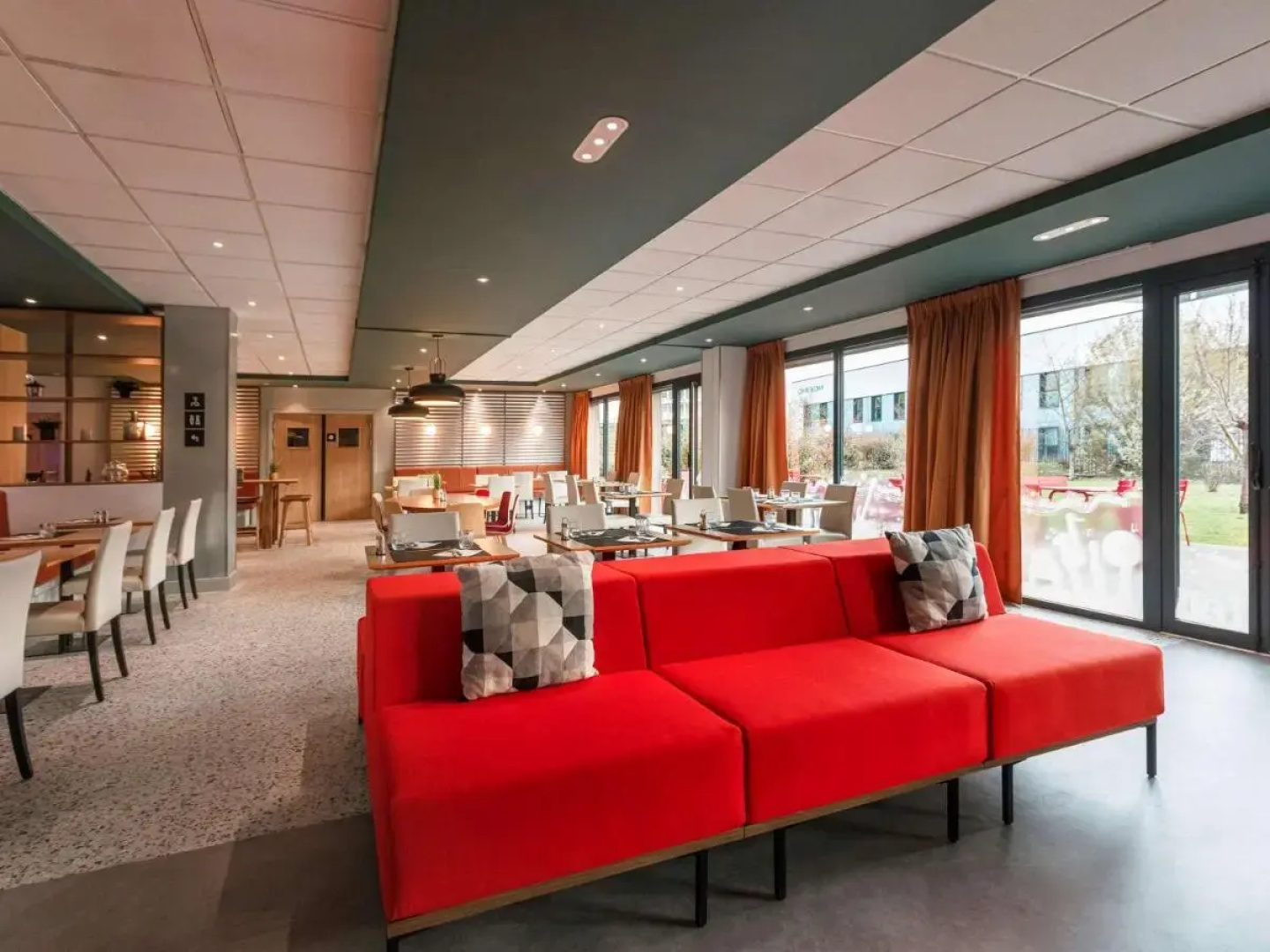 ibis Lyon Meyzieu