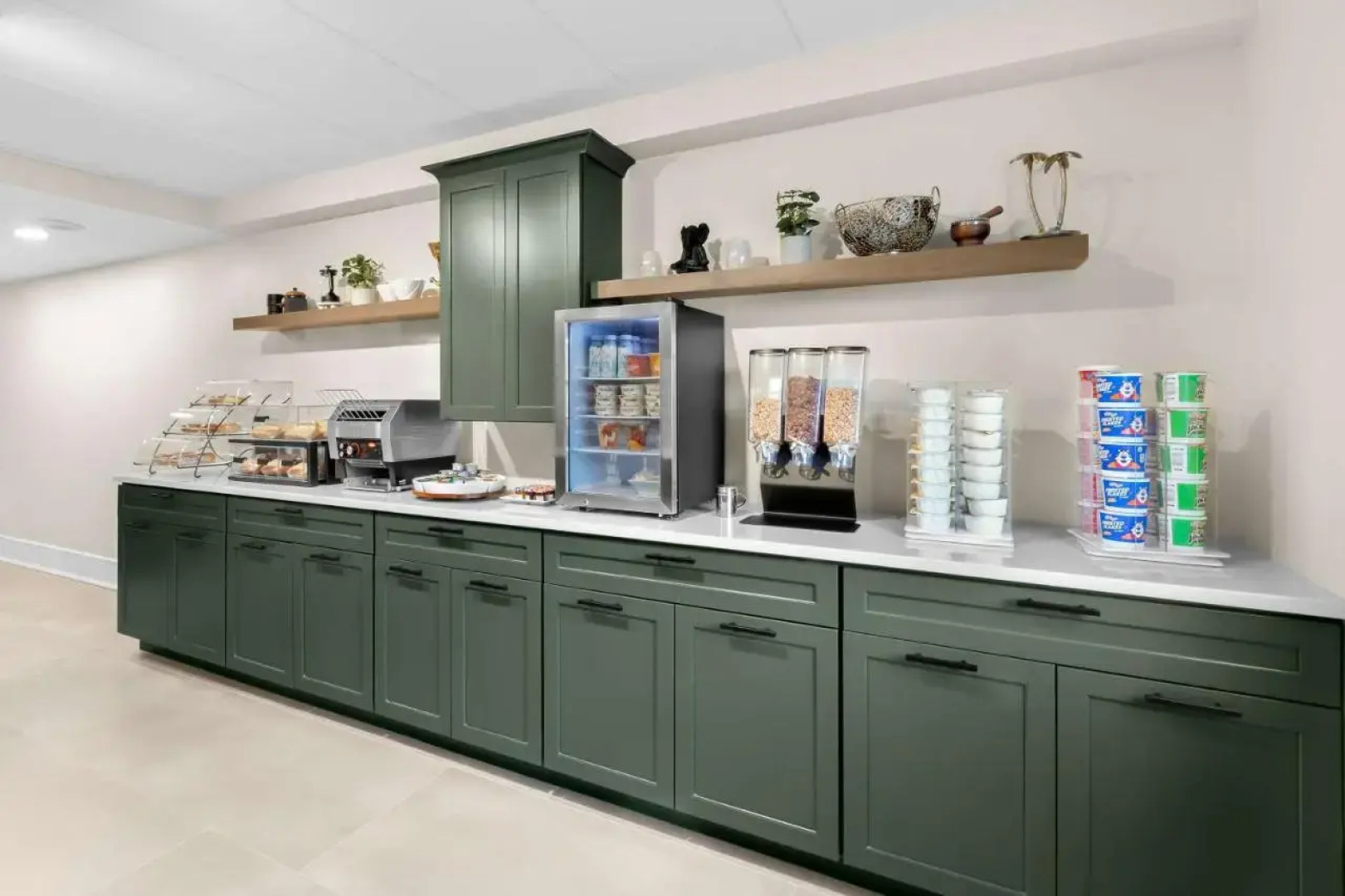 Latitude Suites Tinton Falls Eatontown/BW Premier Collection 