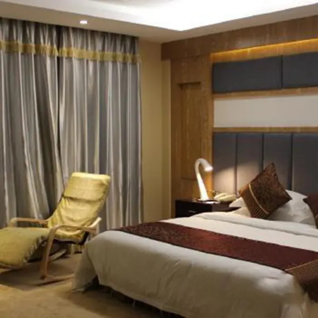 Nyingchi Zhongxing Garden Hotel