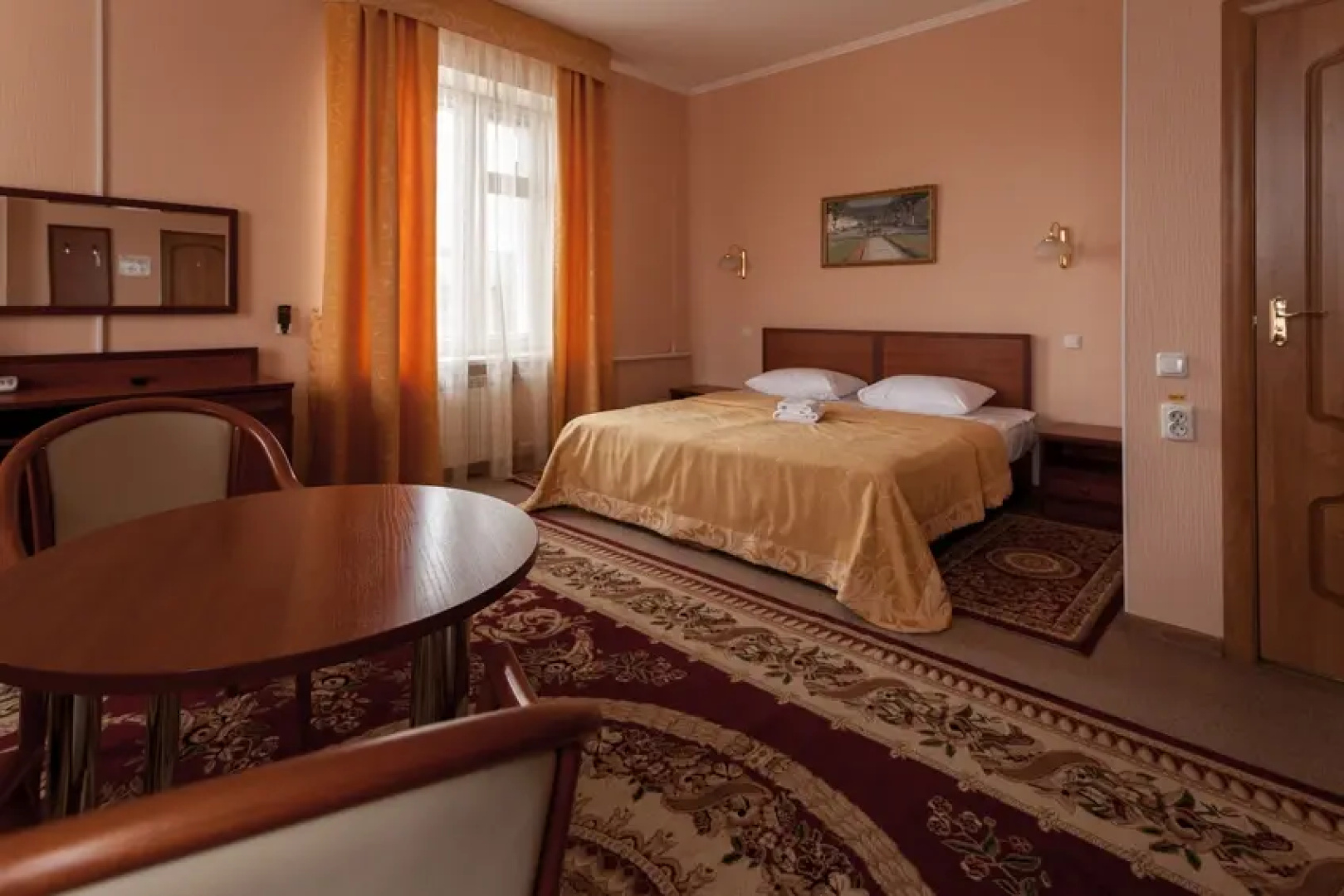 Otel' Voshod