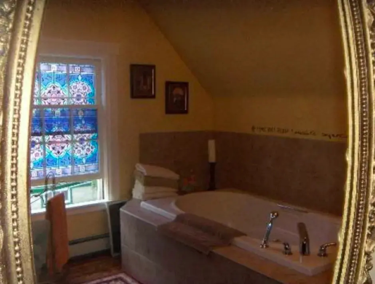 Cranbrook Premiere Residence B&B