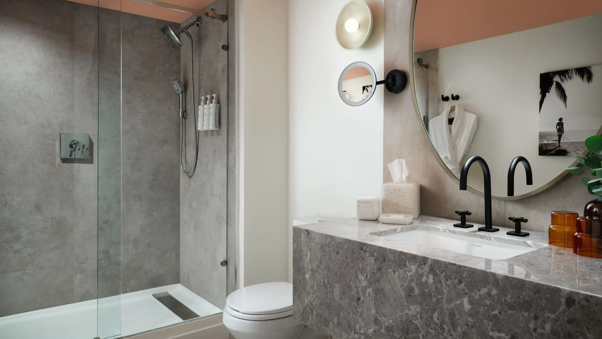 Sandbourne Santa Monica, Autograph Collection