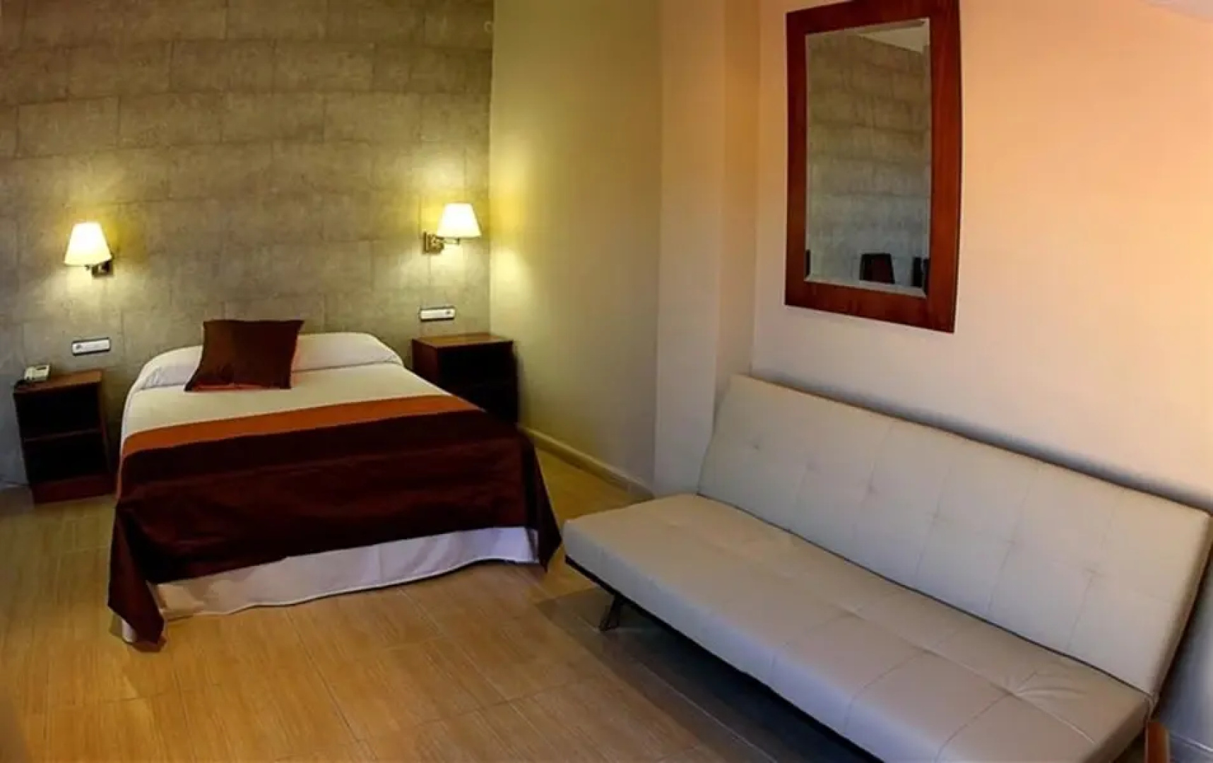 Eliana Park Hotel