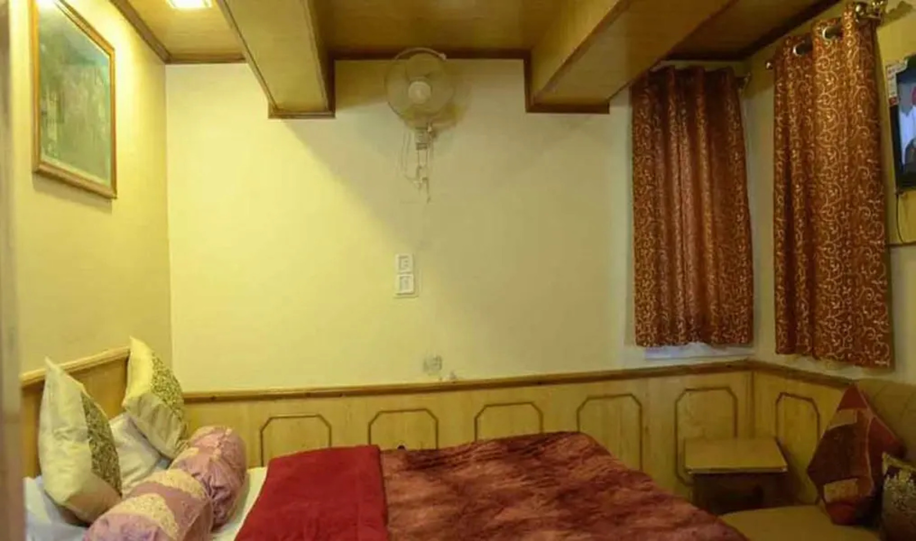 Hotel Samrat Regency