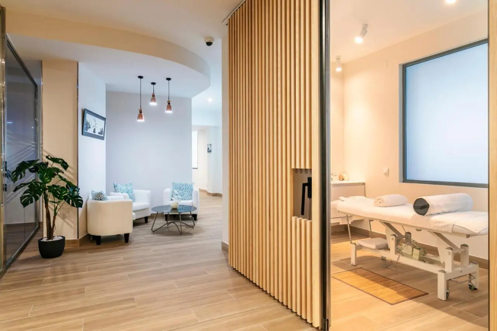 Отель Suites del Mar By Melia