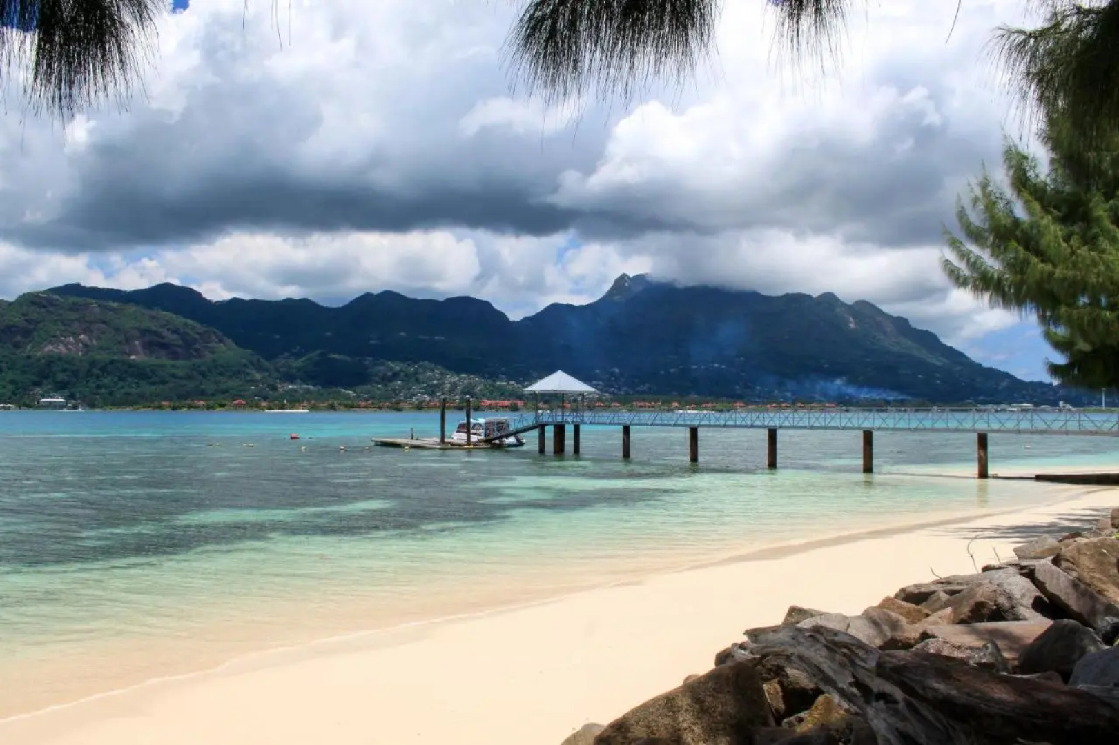 L Habitation Cerf Hotel