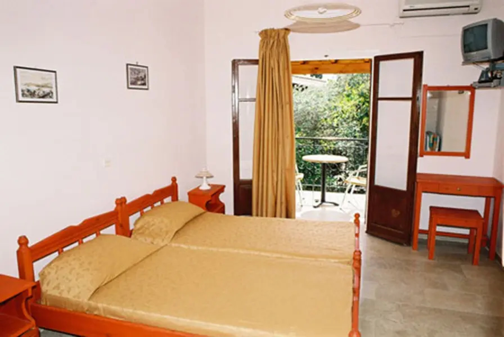 Apartments Konstantinos