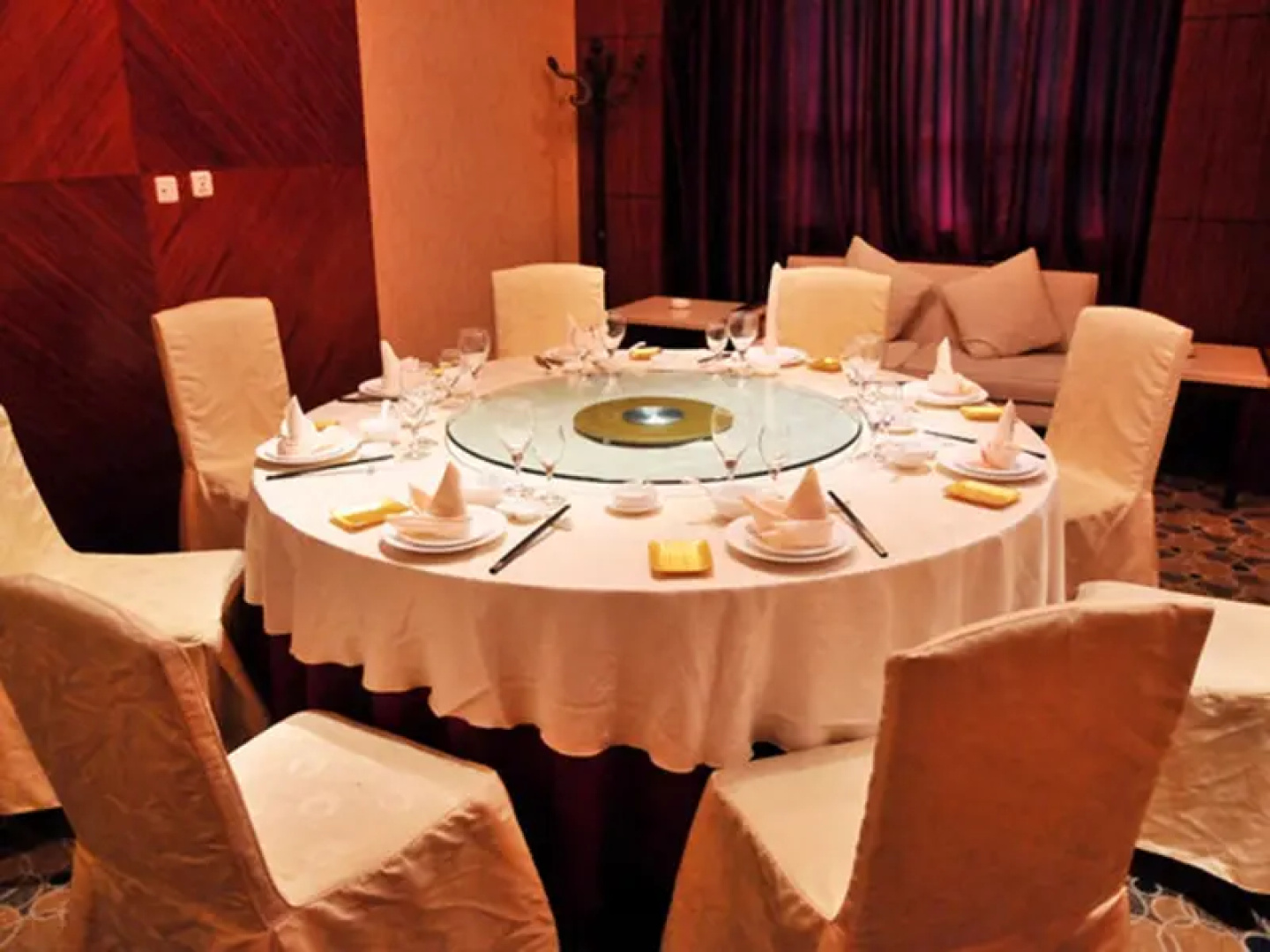Huaqiao International Hotel