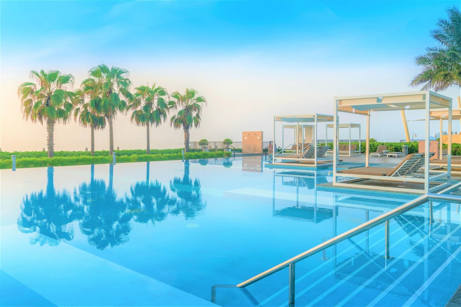 Курортный отель InterContinental Fujairah Resort by IHG