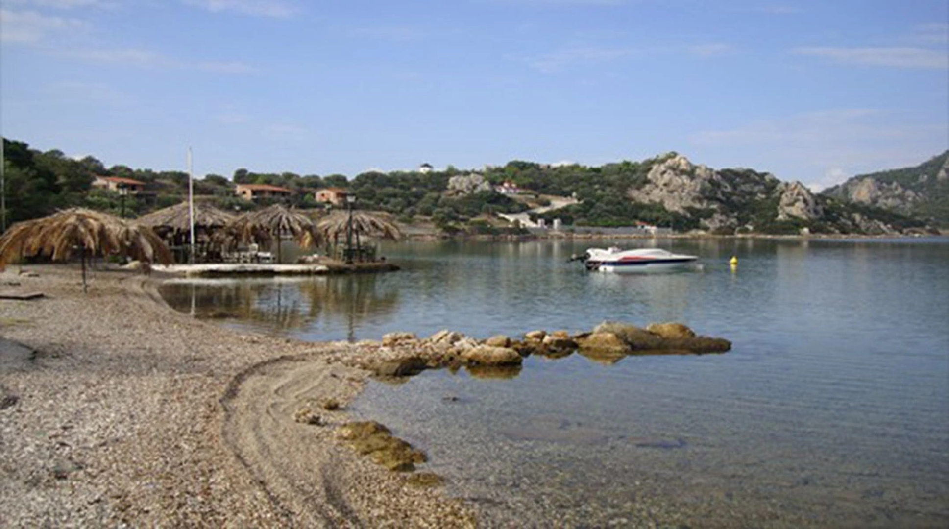 Mantas Bay