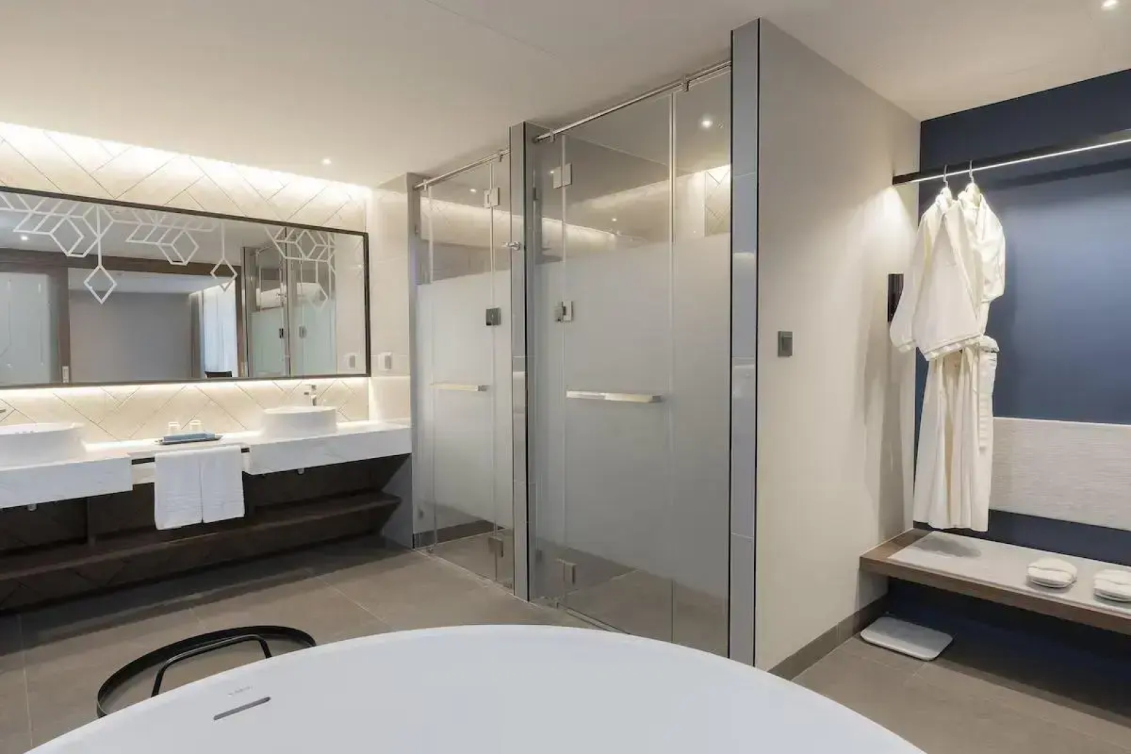 Centara Life Hotel Bangkok Phra Nakhon