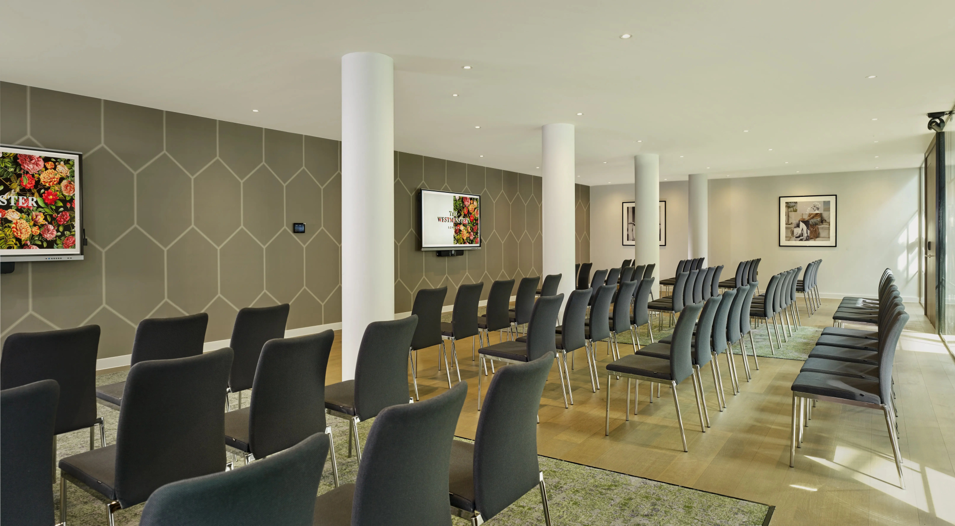 Отель Riu Plaza London The Westminster
