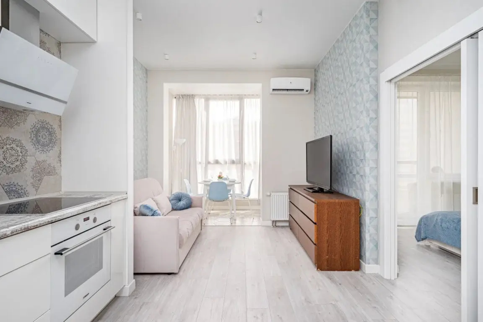 Chasha Apartments