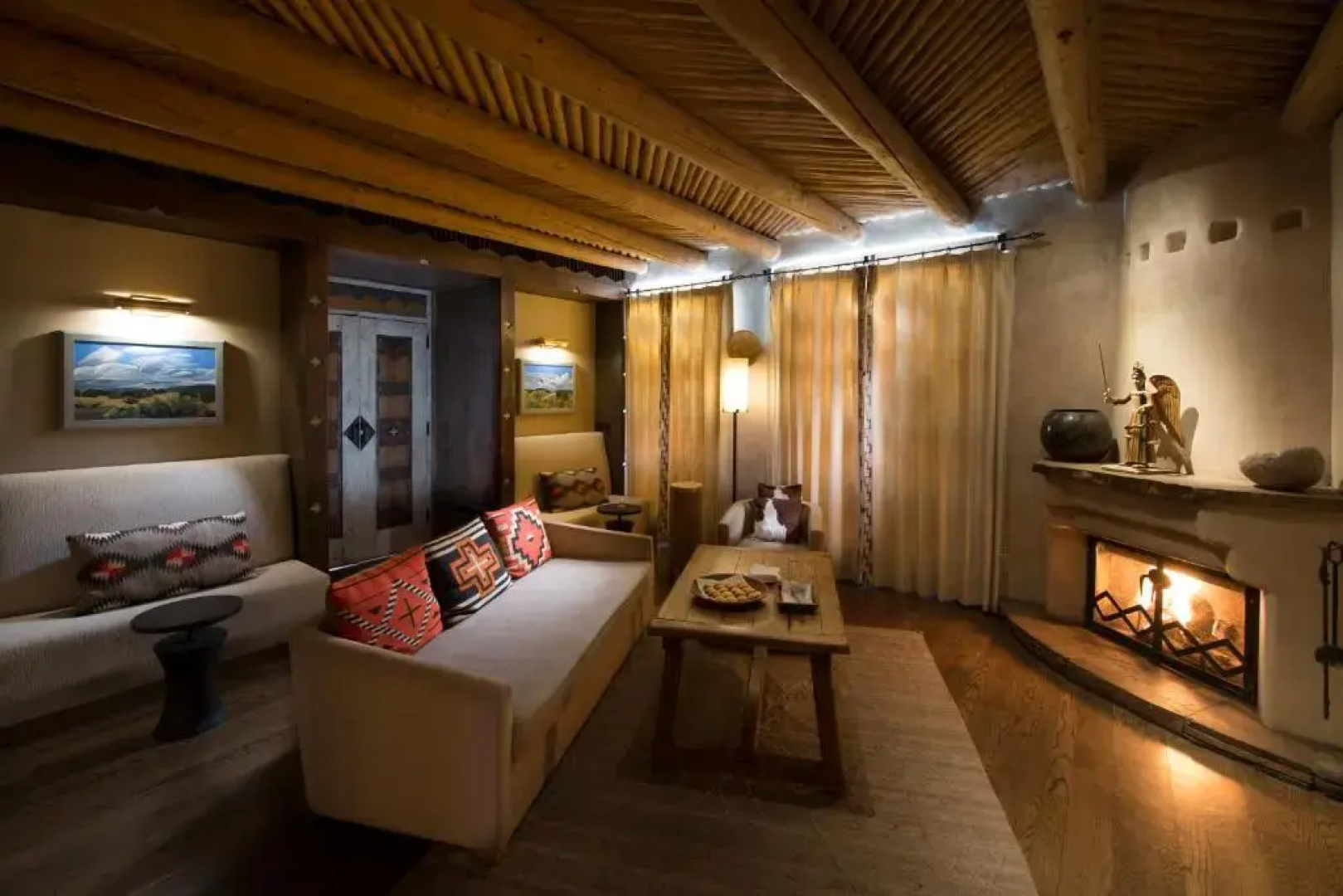 Rosewood Inn of the Anasazi