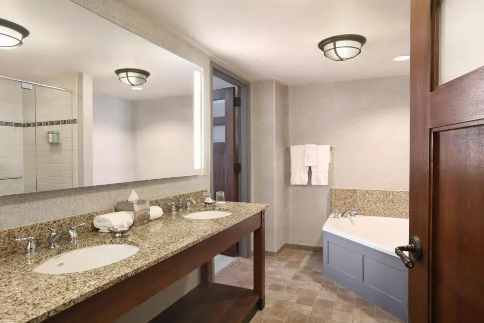 Курорт Callaway Resort & Gardens