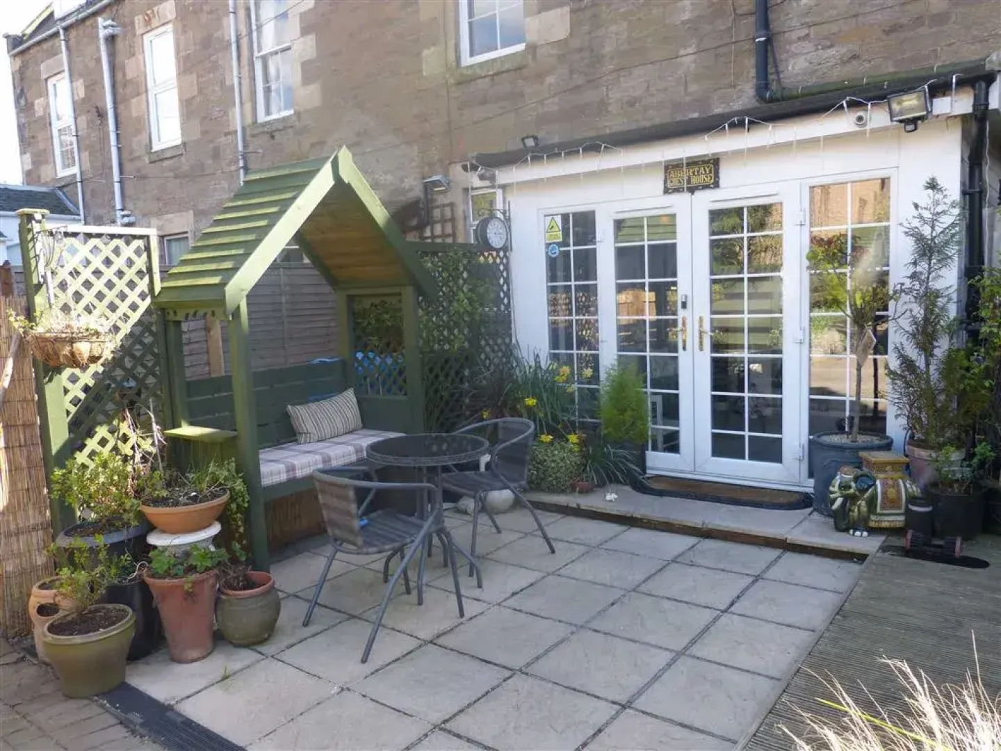 Abertay/Stonelee Guest House