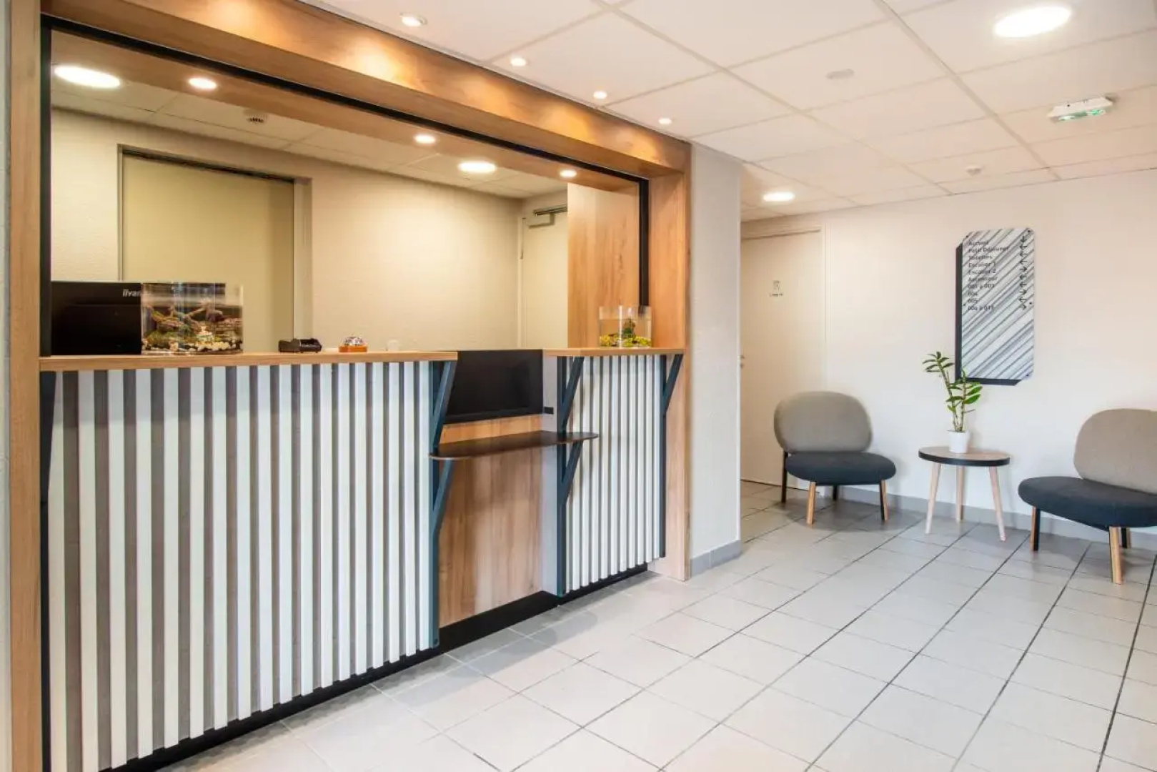 B&B HOTEL Cholet Nord