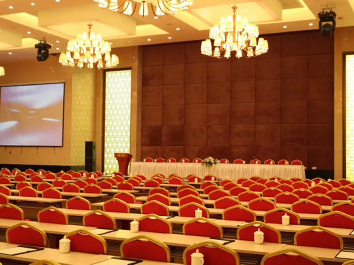 Metropark Longhua Hotel